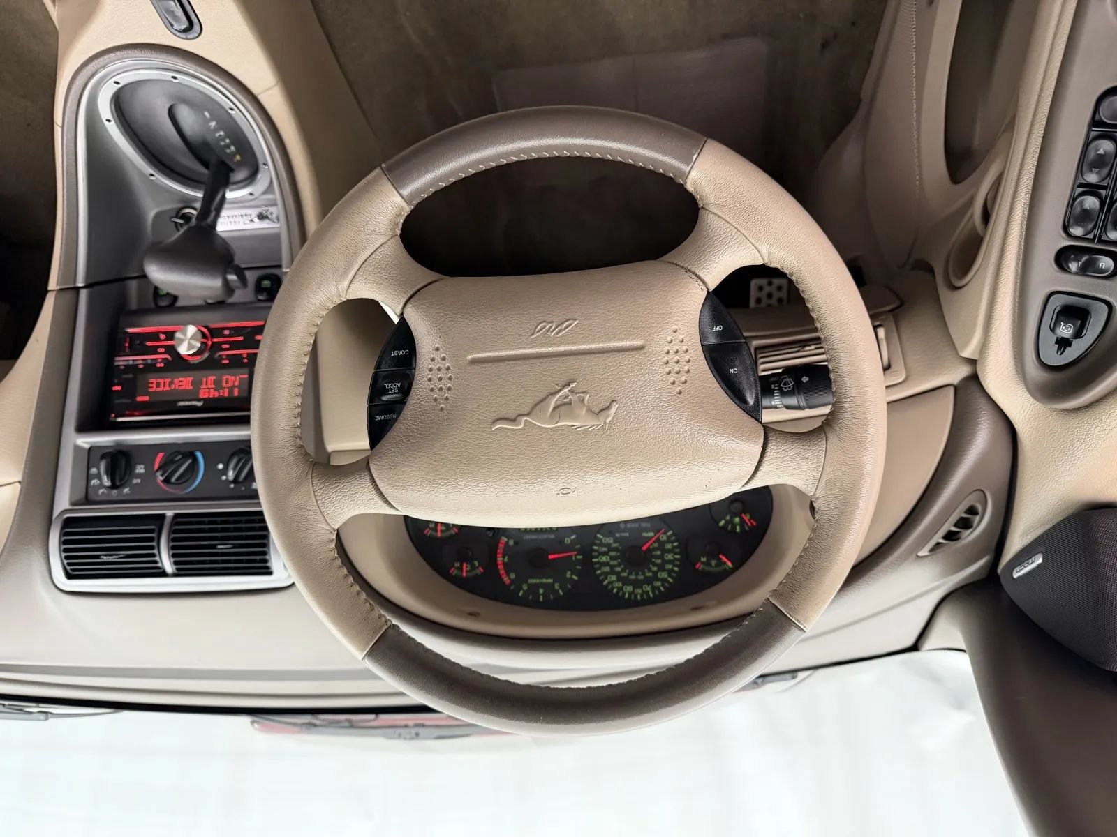 Used 2004 Ford Mustang GT RWD image 24