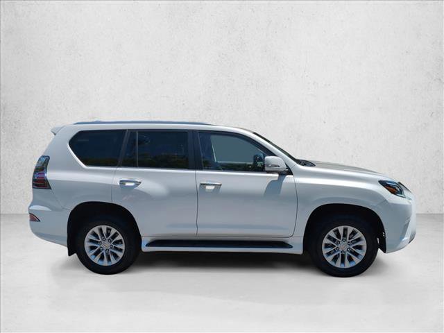 Used 2022 Lexus GX 460 Premium w/ Premium Package AWD/4WD image 4