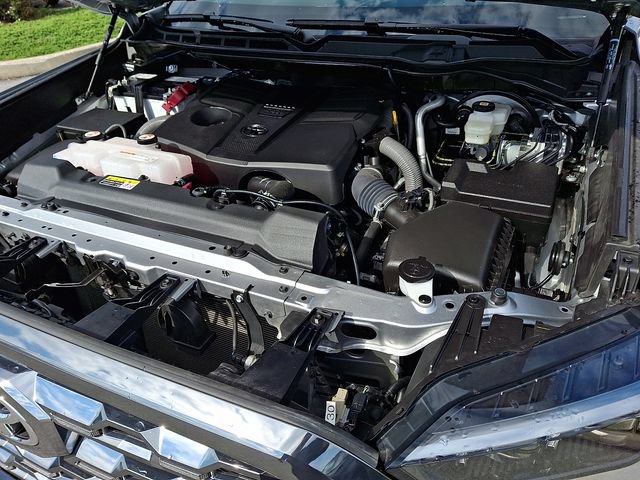 Certified 2025 Toyota Tundra Platinum AWD/4WD image 27