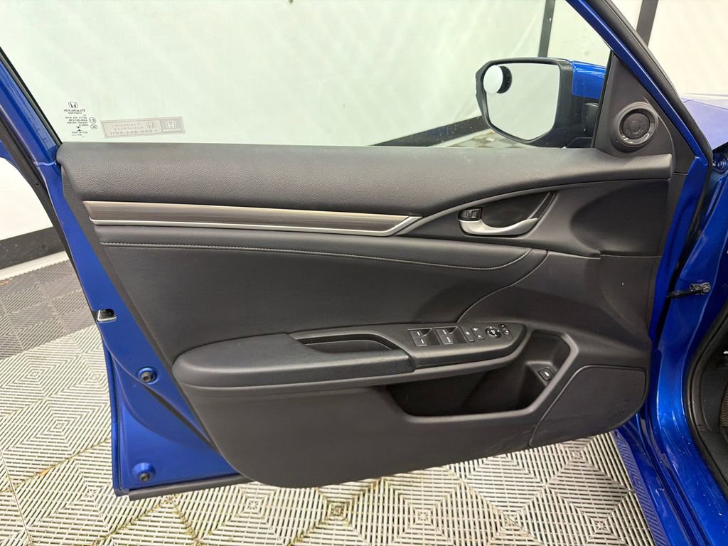 Used 2020 Honda Civic EX-L image 11