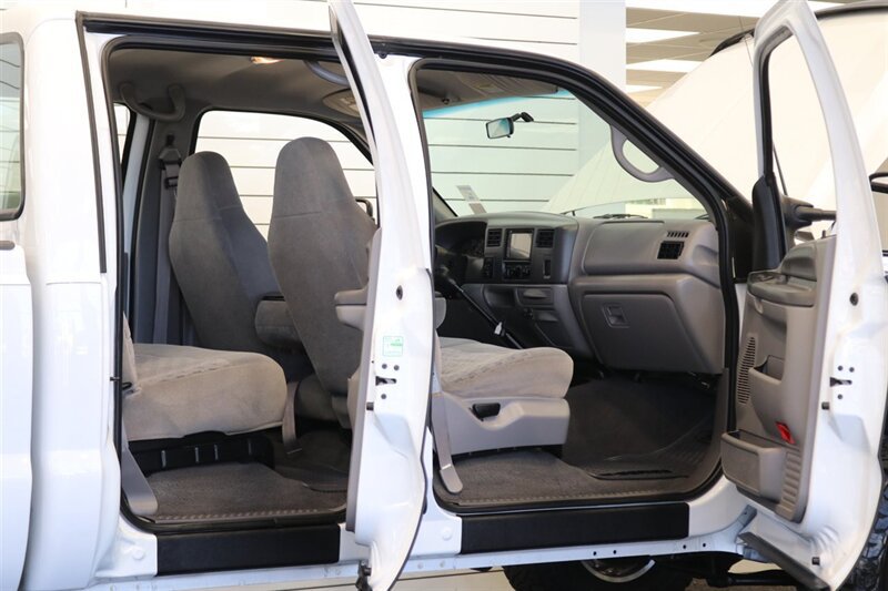 Used 1999 Ford F350 XLT AWD/4WD image 47