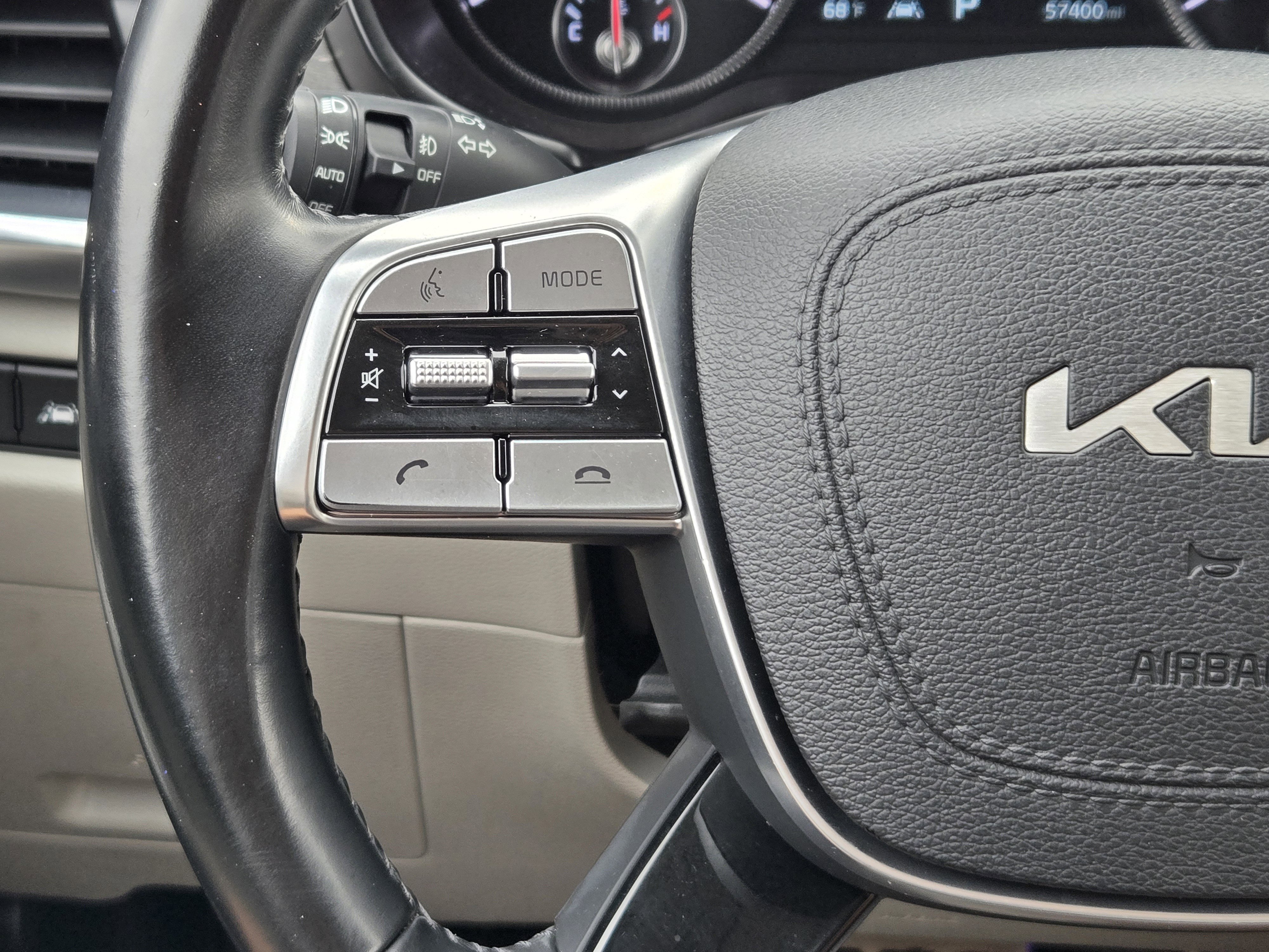 Used 2022 Kia Telluride SX w/ Towing Package image 35