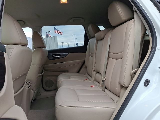 Used 2015 Nissan Rogue SL image 10