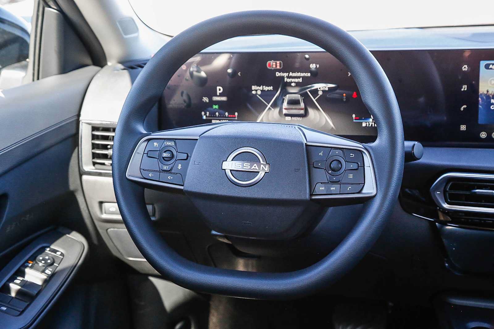 Used 2027 Nissan Sentra SV w/ Floor Mat Package FWD image 15