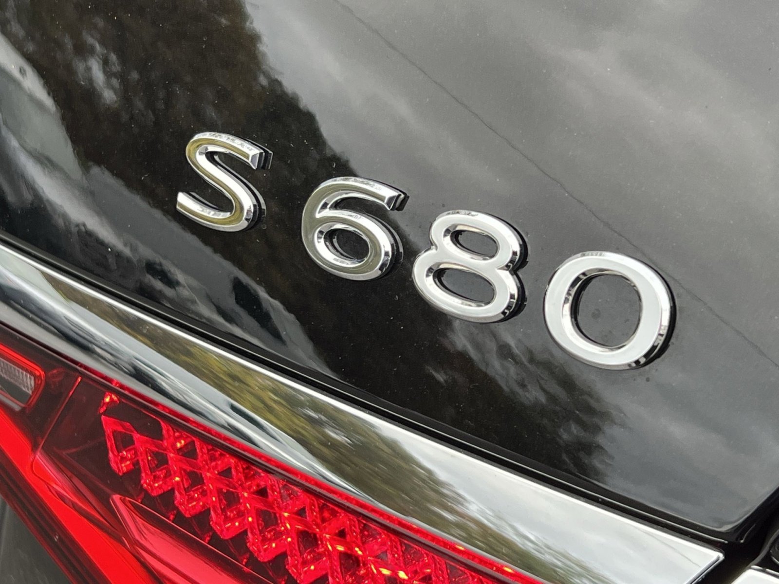 Certified 2025 Mercedes-Benz Maybach S 680 4MATIC image 29