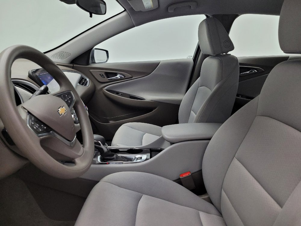 Used 2023 Chevrolet Malibu LS FWD image 17