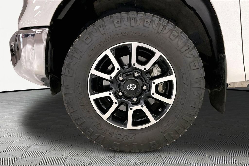 Used 2017 Toyota Tundra SR5 w/ TRD Off Road Package image 26