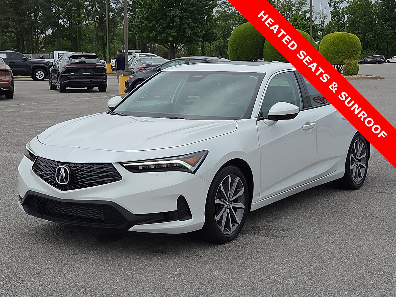 Used 2025 Acura Integra FWD image 2