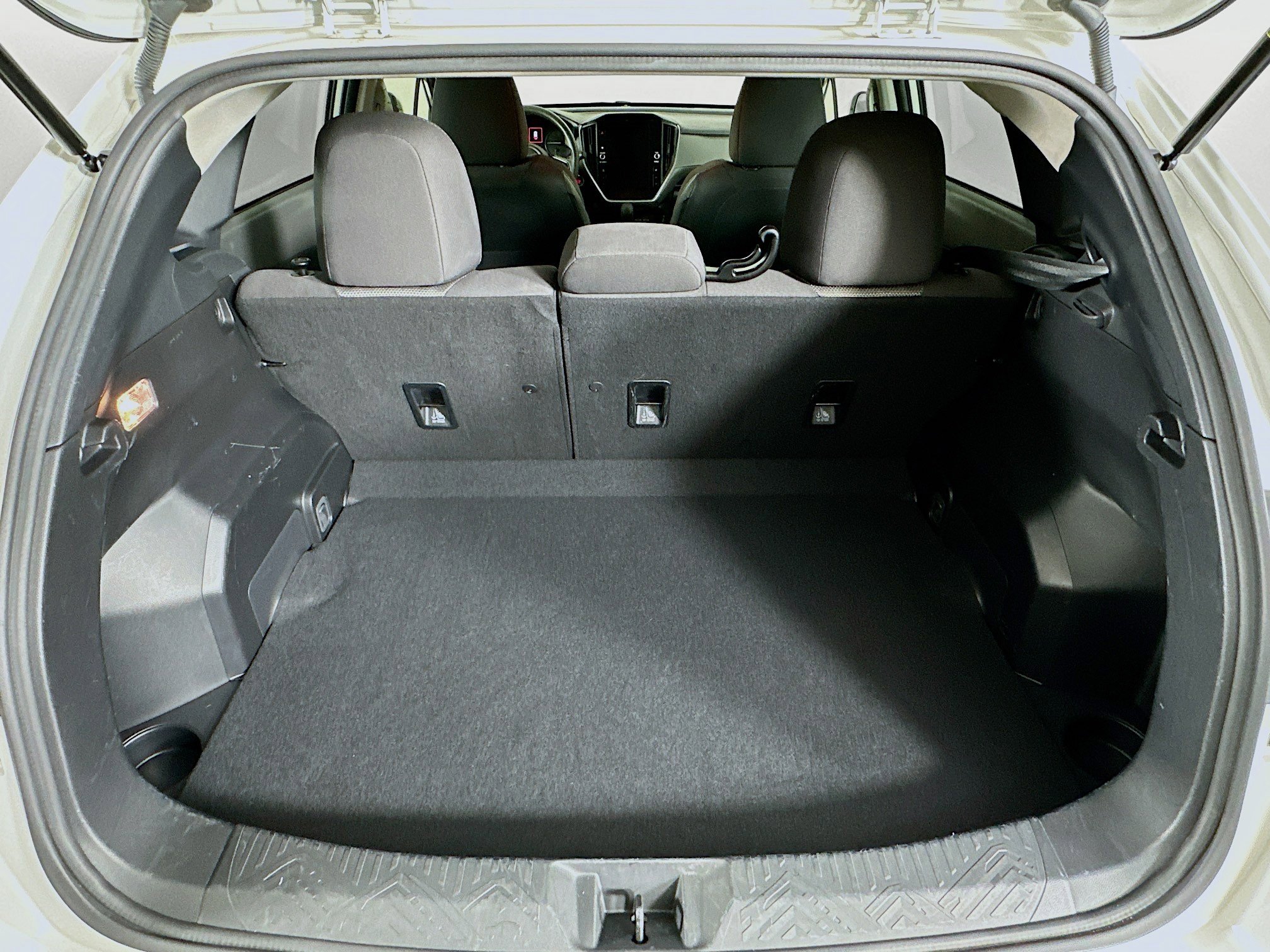 Used 2024 Subaru Crosstrek 2.0i Premium image 28