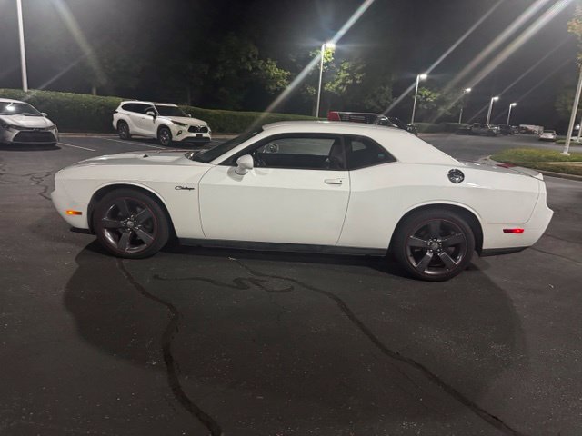 Used 2012 Dodge Challenger SXT RWD image 7