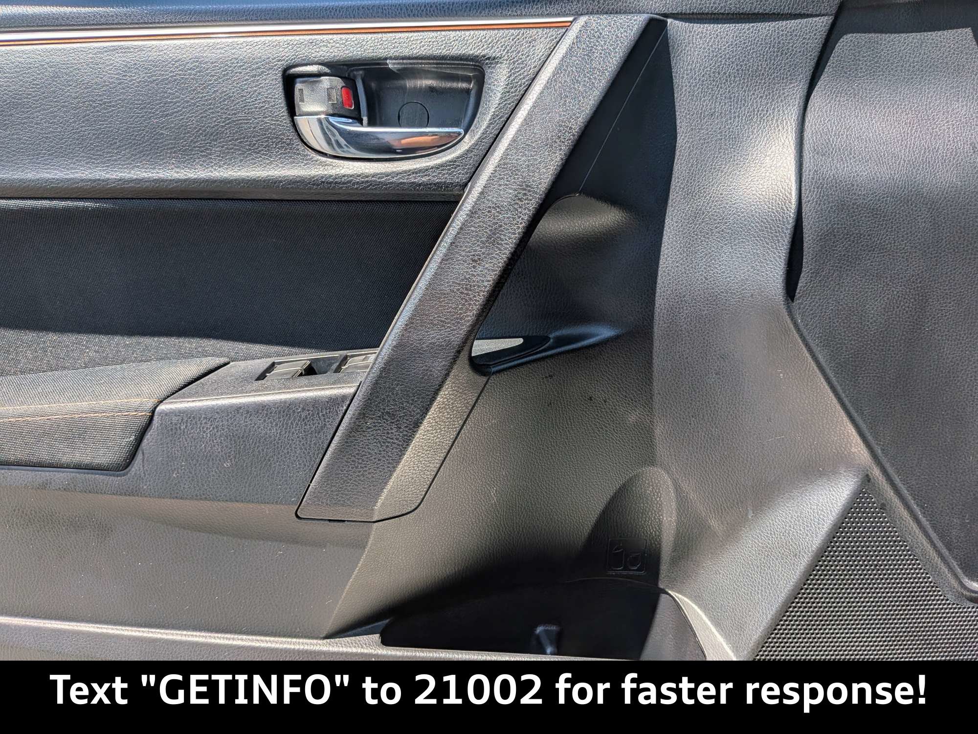 Used 2015 Toyota Corolla LE FWD image 29