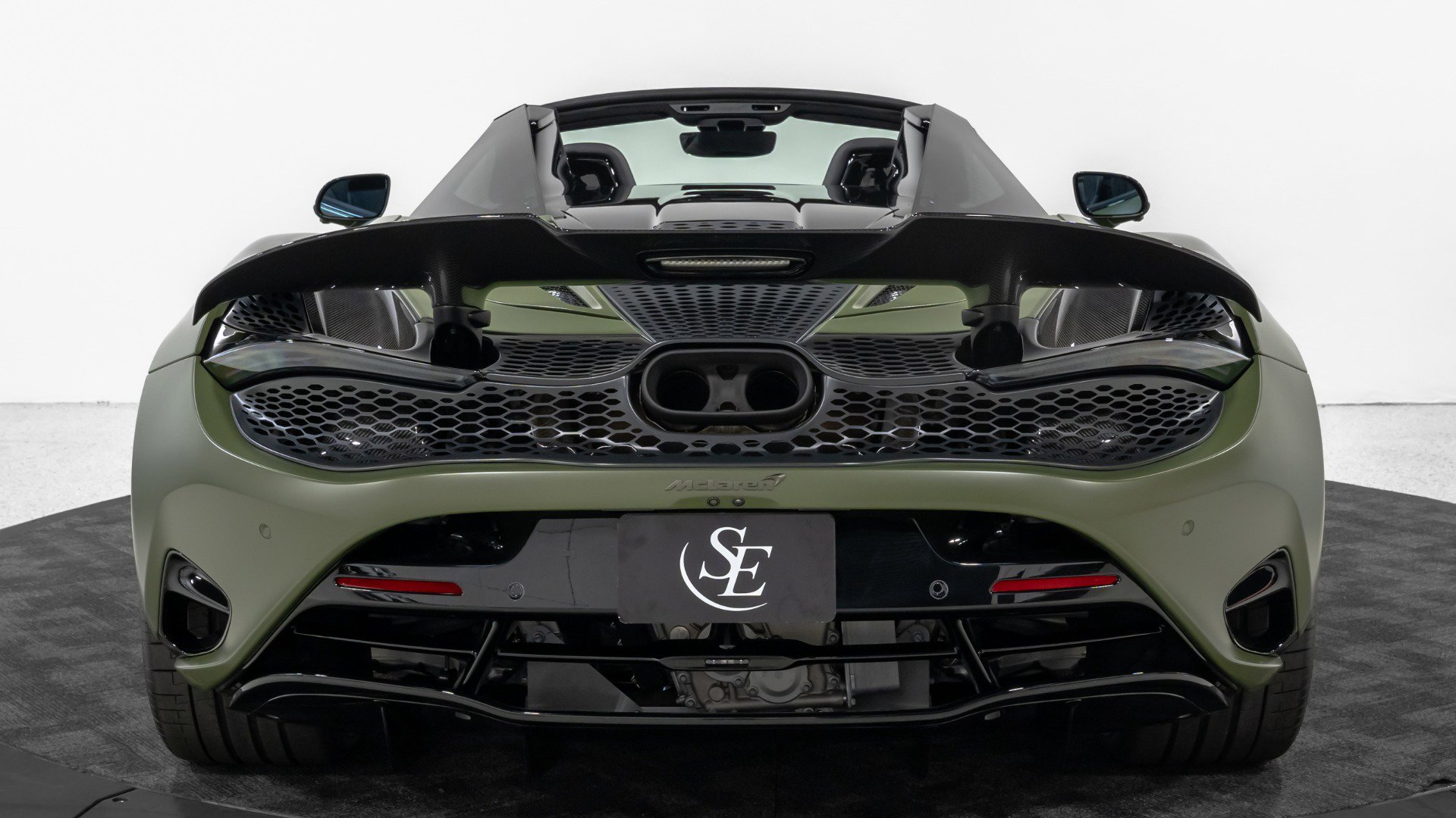 Used 2026 McLaren 750S image 9