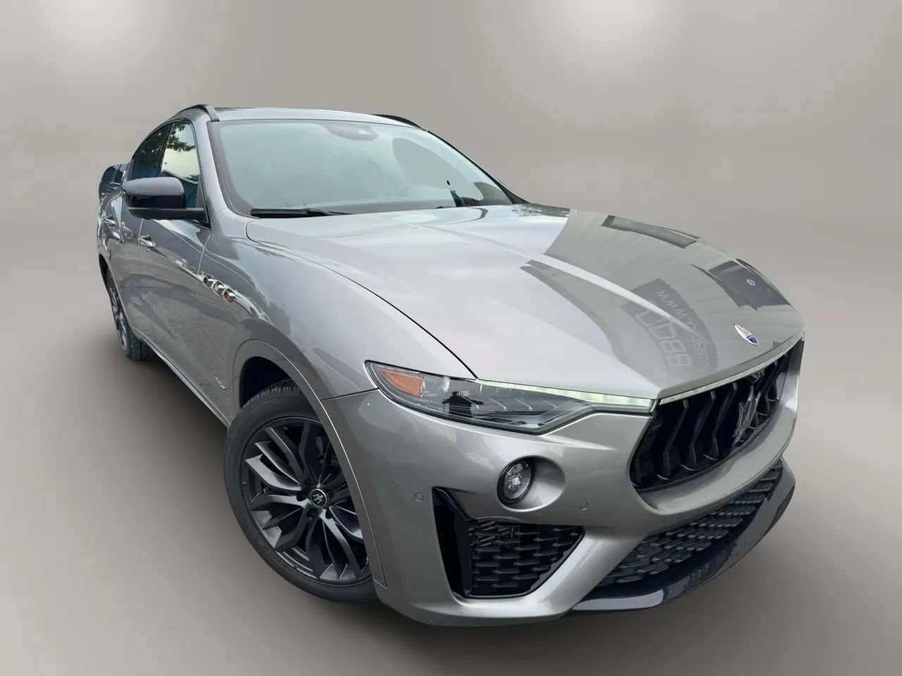 Used 2021 Maserati Levante GranSport AWD/4WD image 2