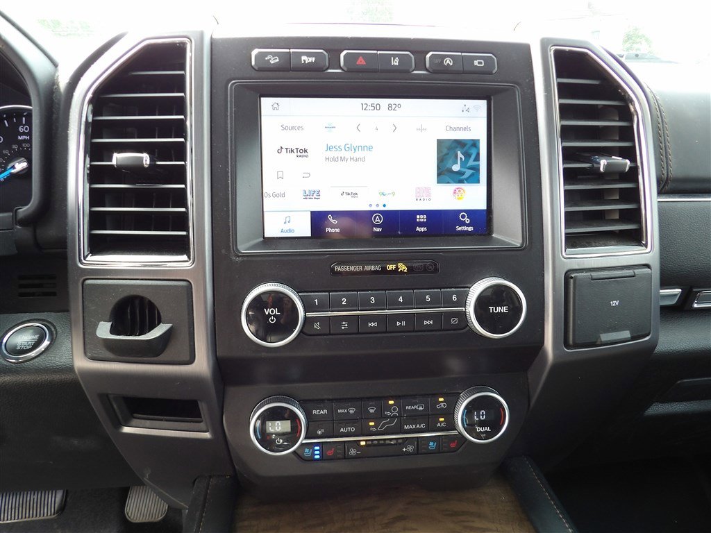 Used 2021 Ford Expedition Max Platinum image 13