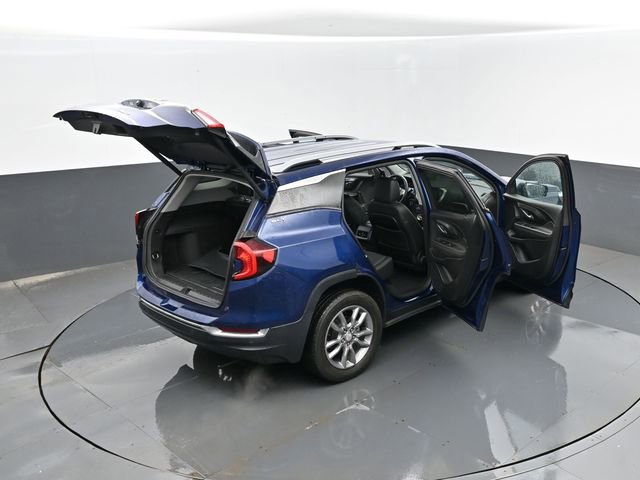 Used 2022 GMC Terrain SLT w/ Tech Package image 27