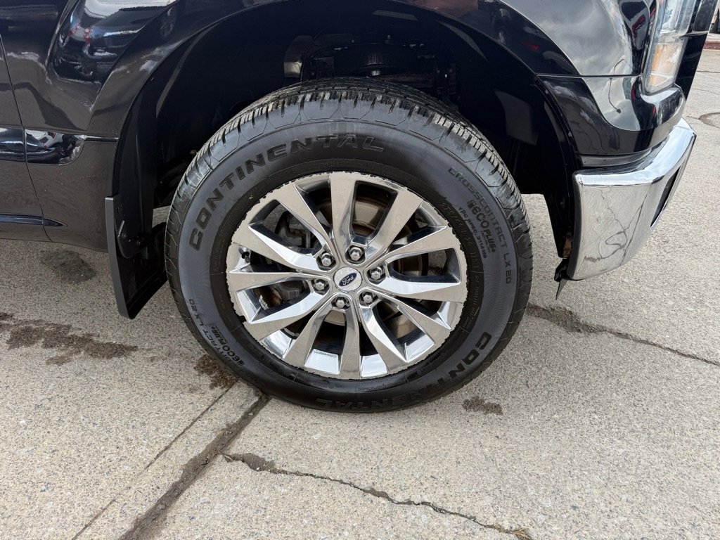 Used 2016 Ford F150 XLT w/ Equipment Group 301A Mid image 9