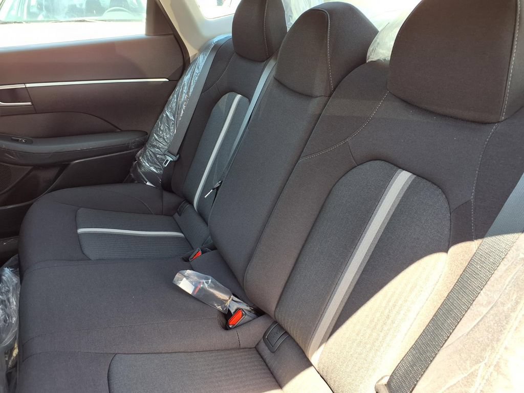 New 2026 Hyundai Sonata SE FWD image 8