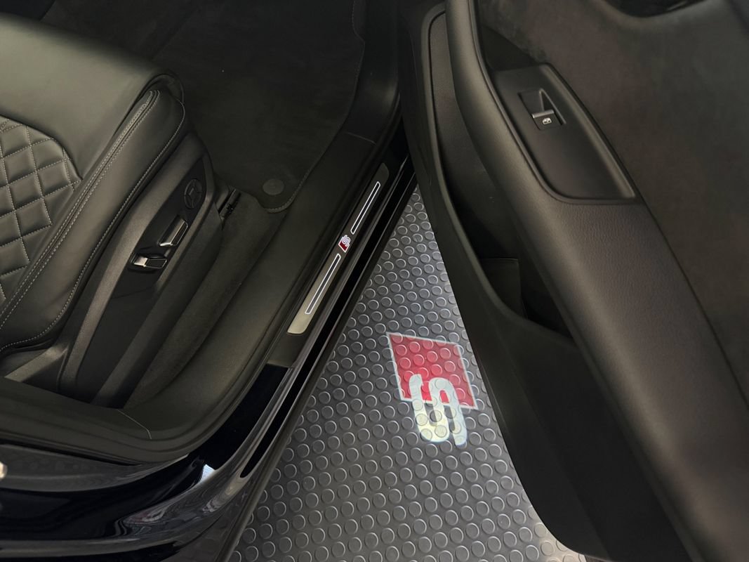 Used 2021 Audi SQ7 Premium Plus AWD/4WD image 38