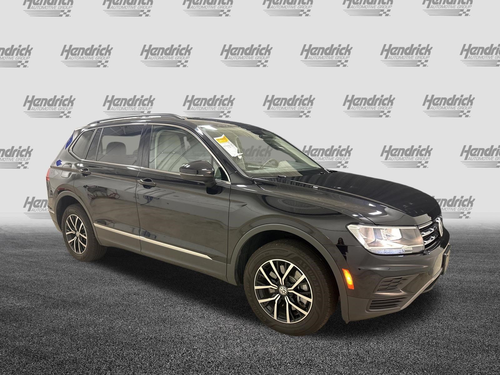 Used 2021 Volkswagen Tiguan SE AWD/4WD image 2