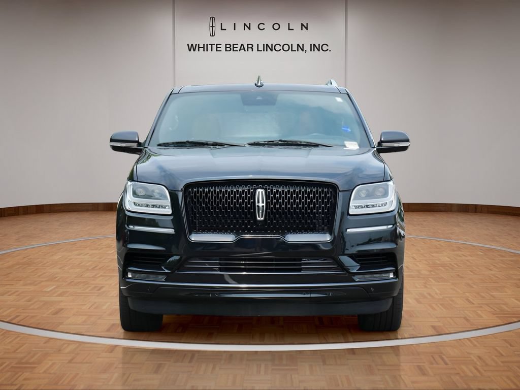 Used 2021 Lincoln Navigator L Reserve w/ Equipment Group 208A AWD/4WD image 2