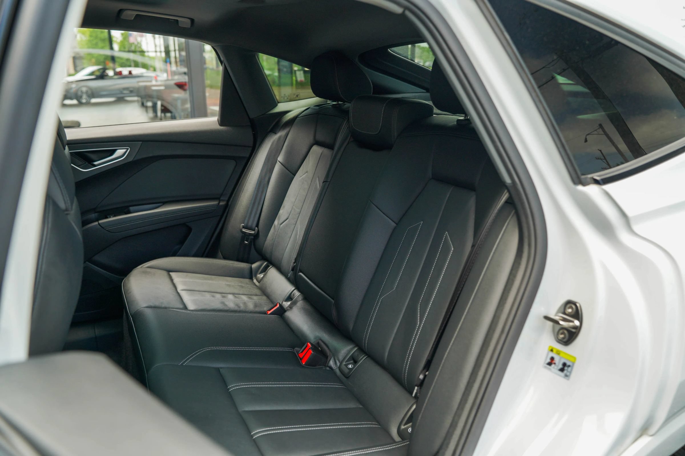 Used 2022 Audi Q4 e-tron Premium Plus AWD/4WD image 30