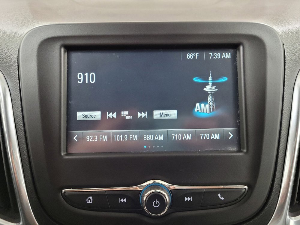 Used 2018 Chevrolet Equinox LS AWD/4WD image 25