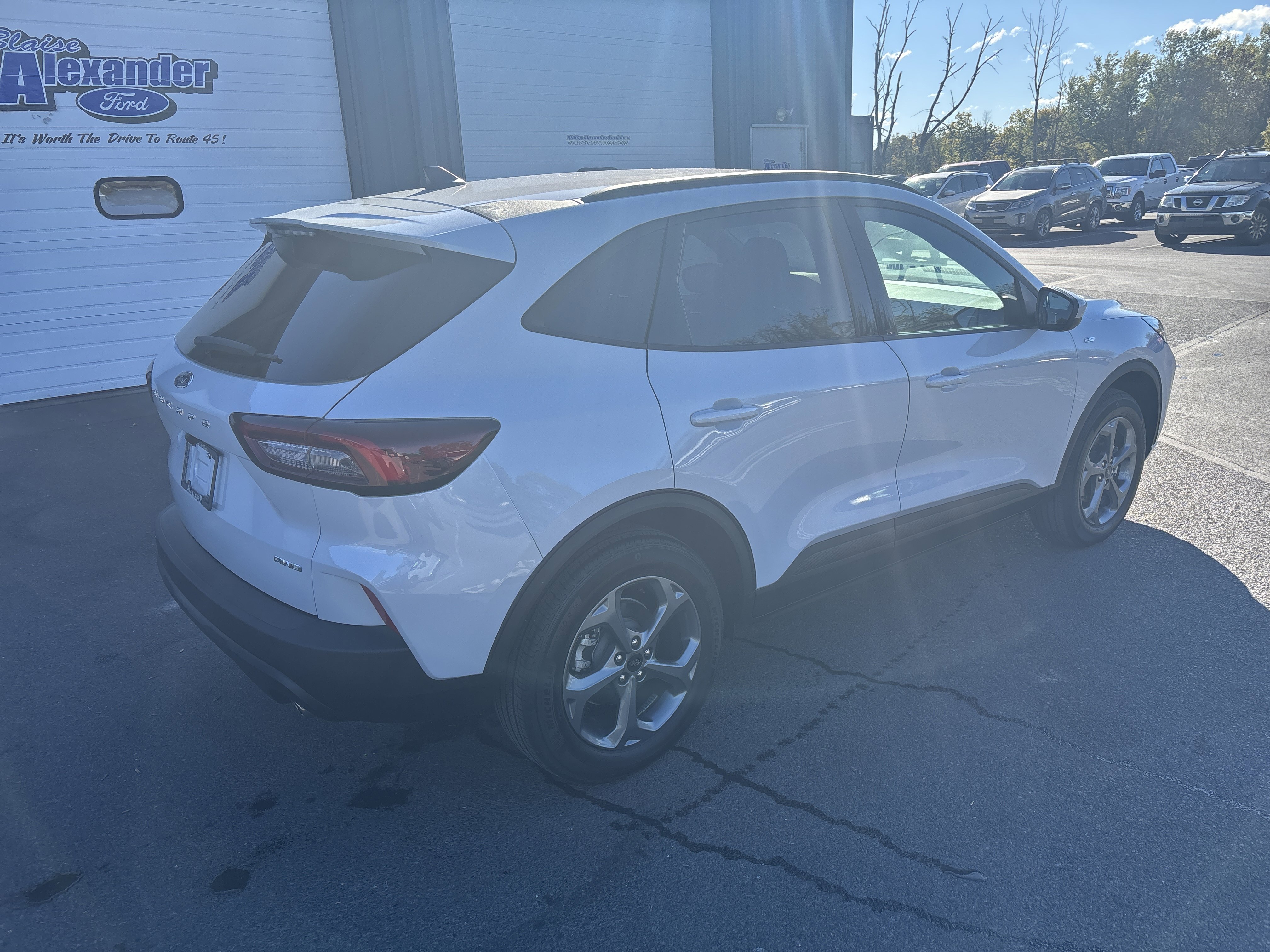 Used 2025 Ford Escape ST-Line Select image 3