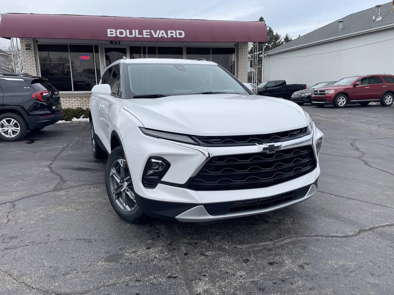 Used 2023 Chevrolet Blazer LT w/ Convenience Package AWD/4WD image 1