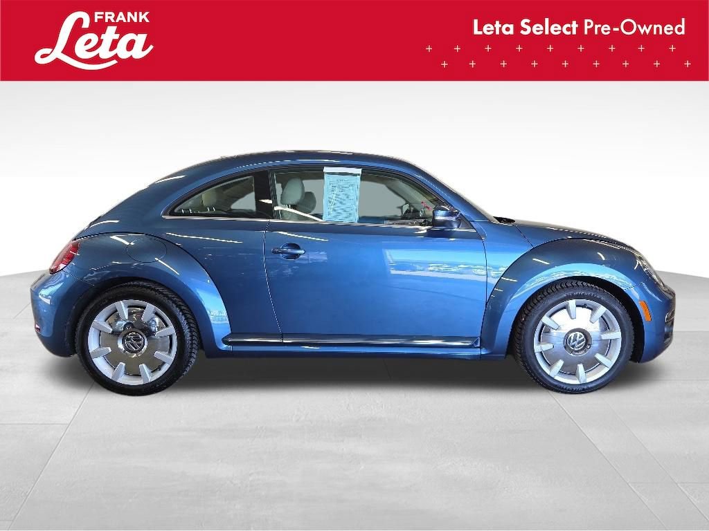 Used 2018 Volkswagen Beetle 2.0T SE w/ SE Premium Package FWD image 7
