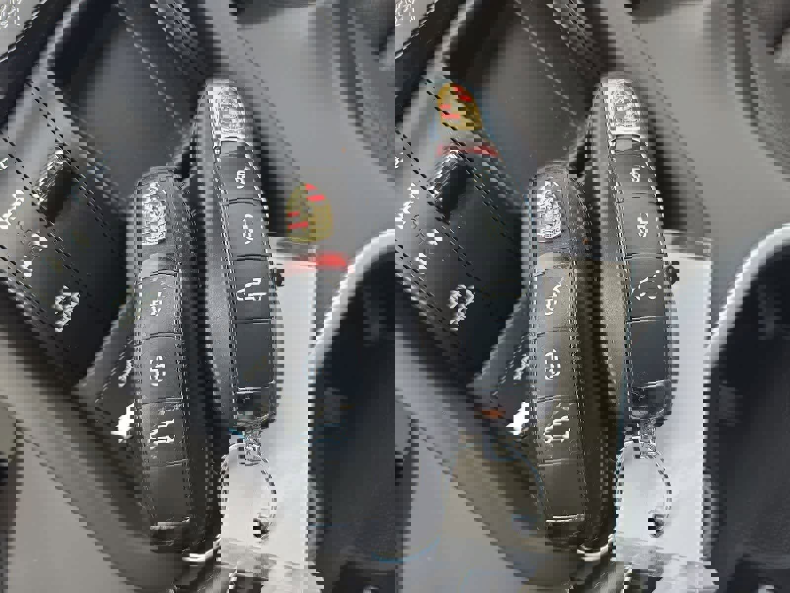 Used 2017 Porsche Cayenne image 36