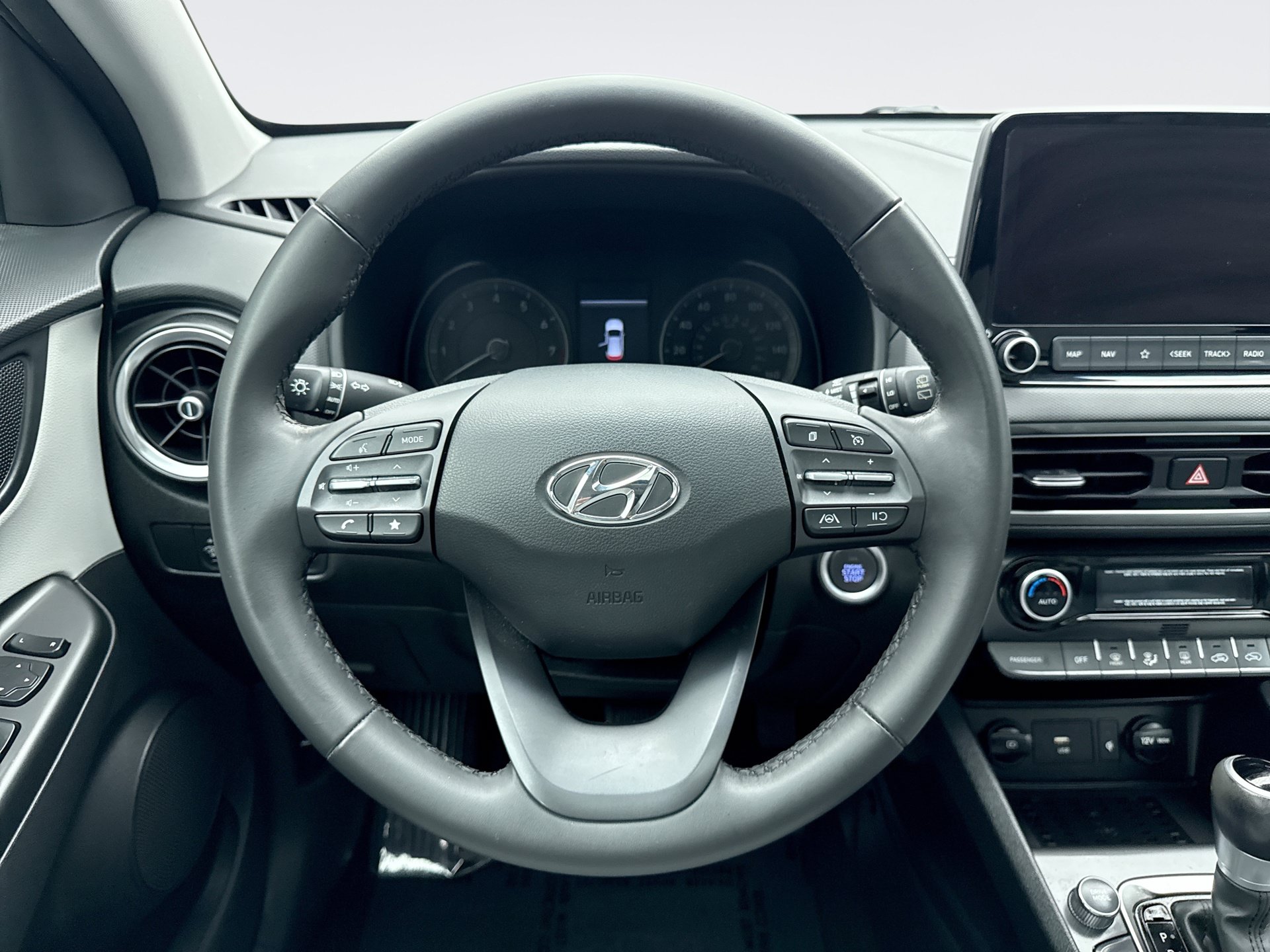 Used 2023 Hyundai Kona SEL w/ Convenience Package AWD/4WD image 12