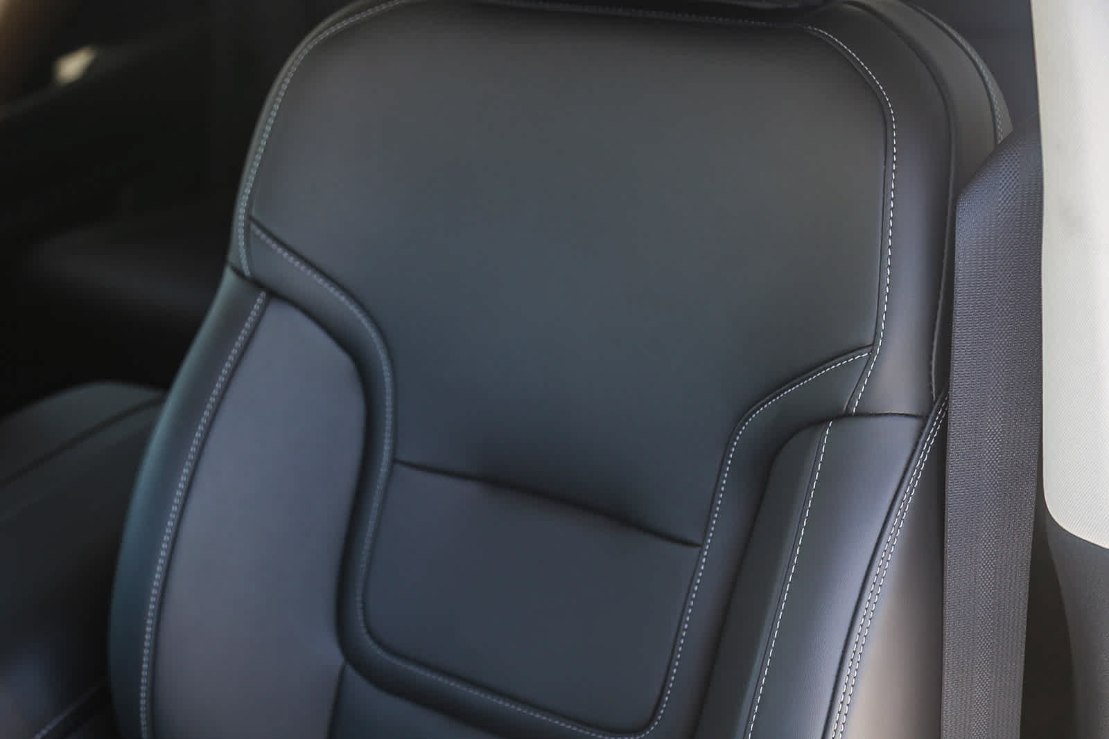 New 2026 Nissan Armada SV RWD image 27