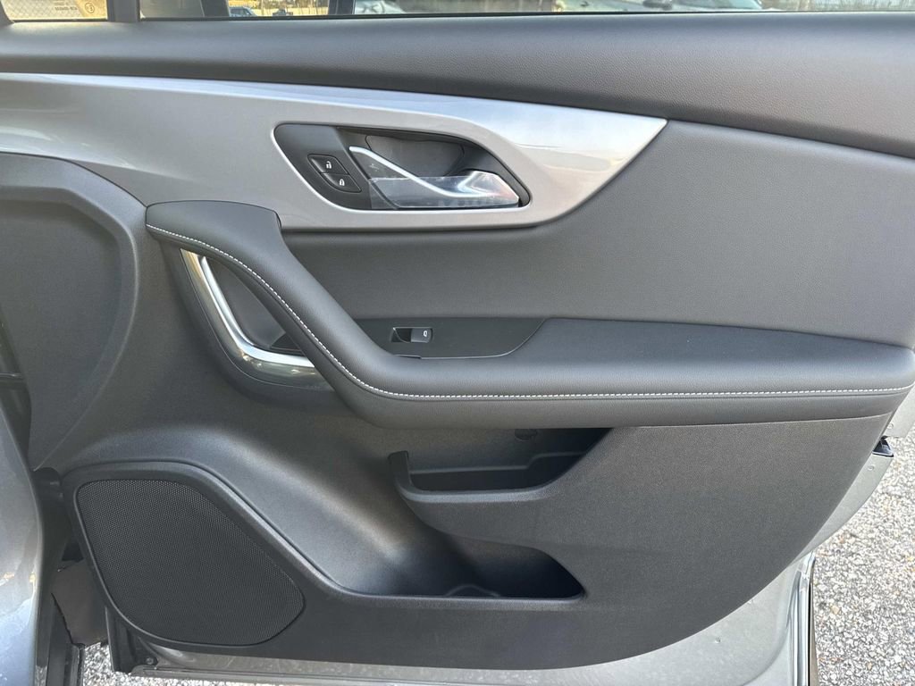 New 2026 Chevrolet Blazer LT image 14