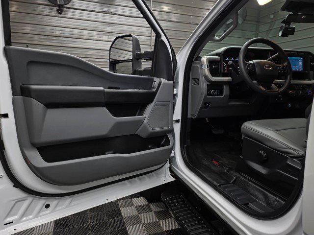 Used 2023 Ford F250 XL w/ Snow Plow Prep Package AWD/4WD image 30