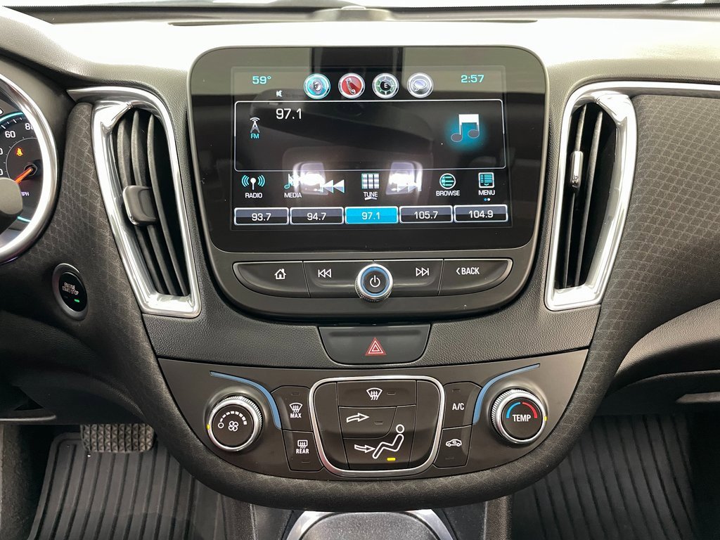 Used 2018 Chevrolet Malibu LT w/ Redline Edition image 28