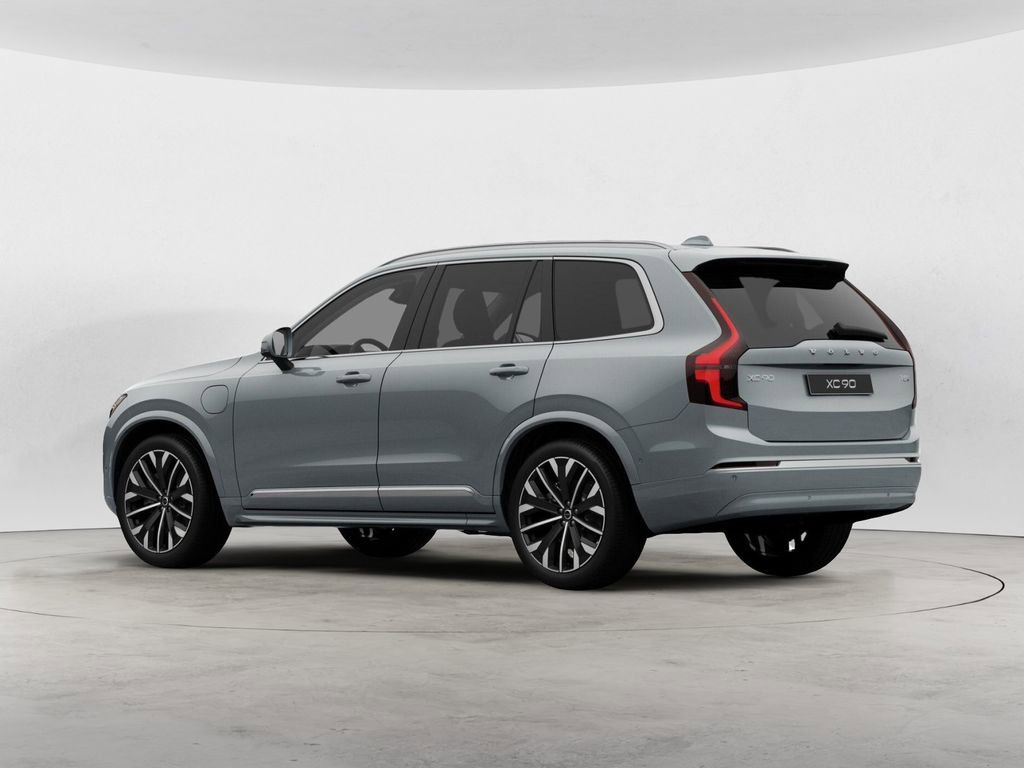 New 2026 Volvo XC90 T8 Ultra w/ Protection Package Premier image 3