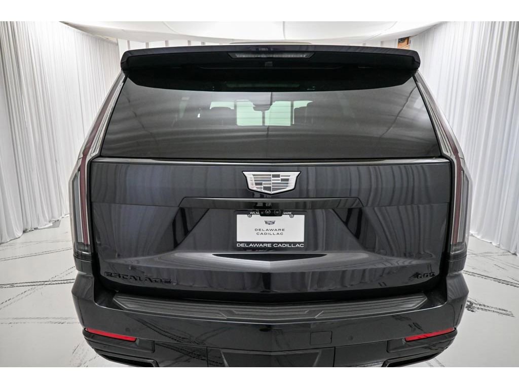 New 2026 Cadillac Escalade Platinum Sport w/ LPO, ONYX Package image 6