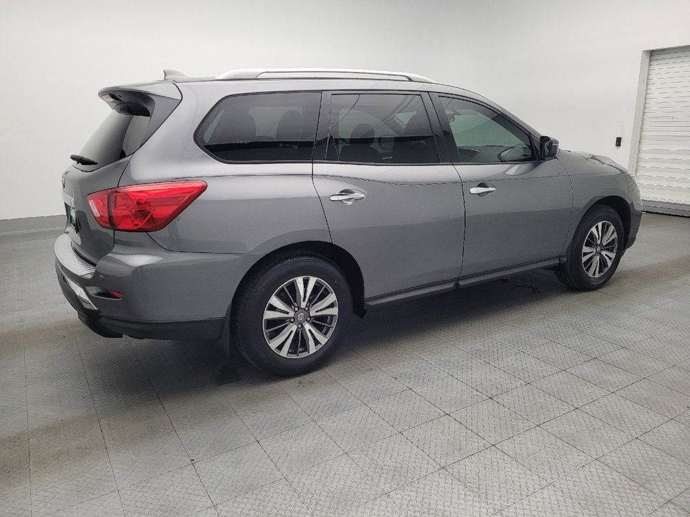 Used 2020 Nissan Pathfinder S image 10