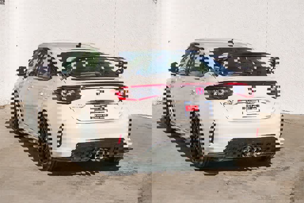 Used 2025 Honda Civic Type R image 9