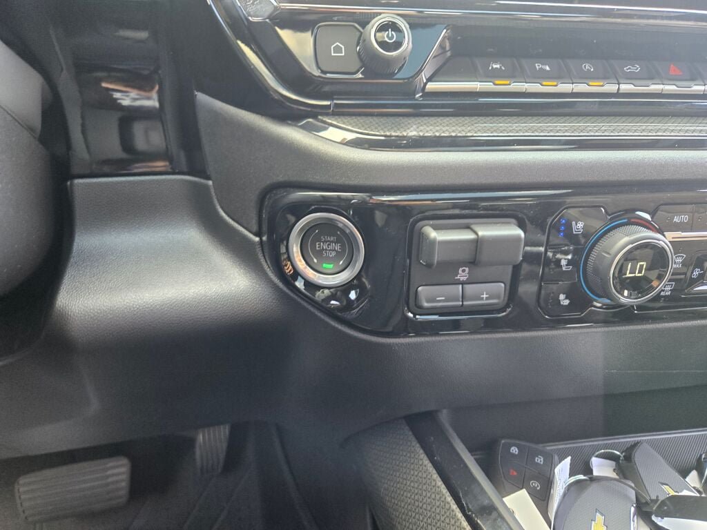 New 2026 Chevrolet Silverado 1500 ZR2 AWD/4WD image 29