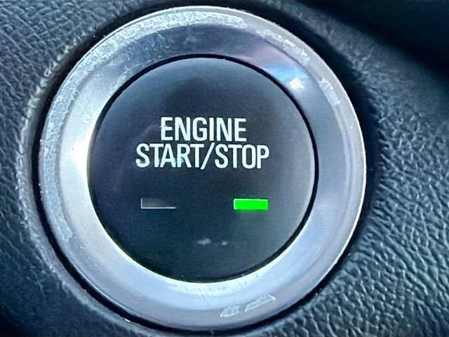 Used 2023 Chevrolet Equinox LT image 32