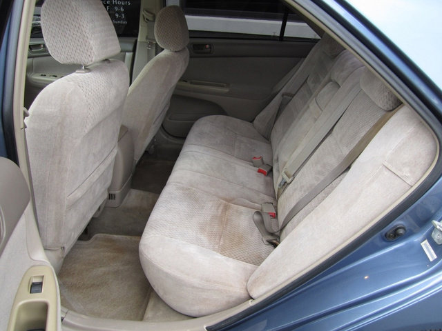 Used 2003 Toyota Camry LE image 7