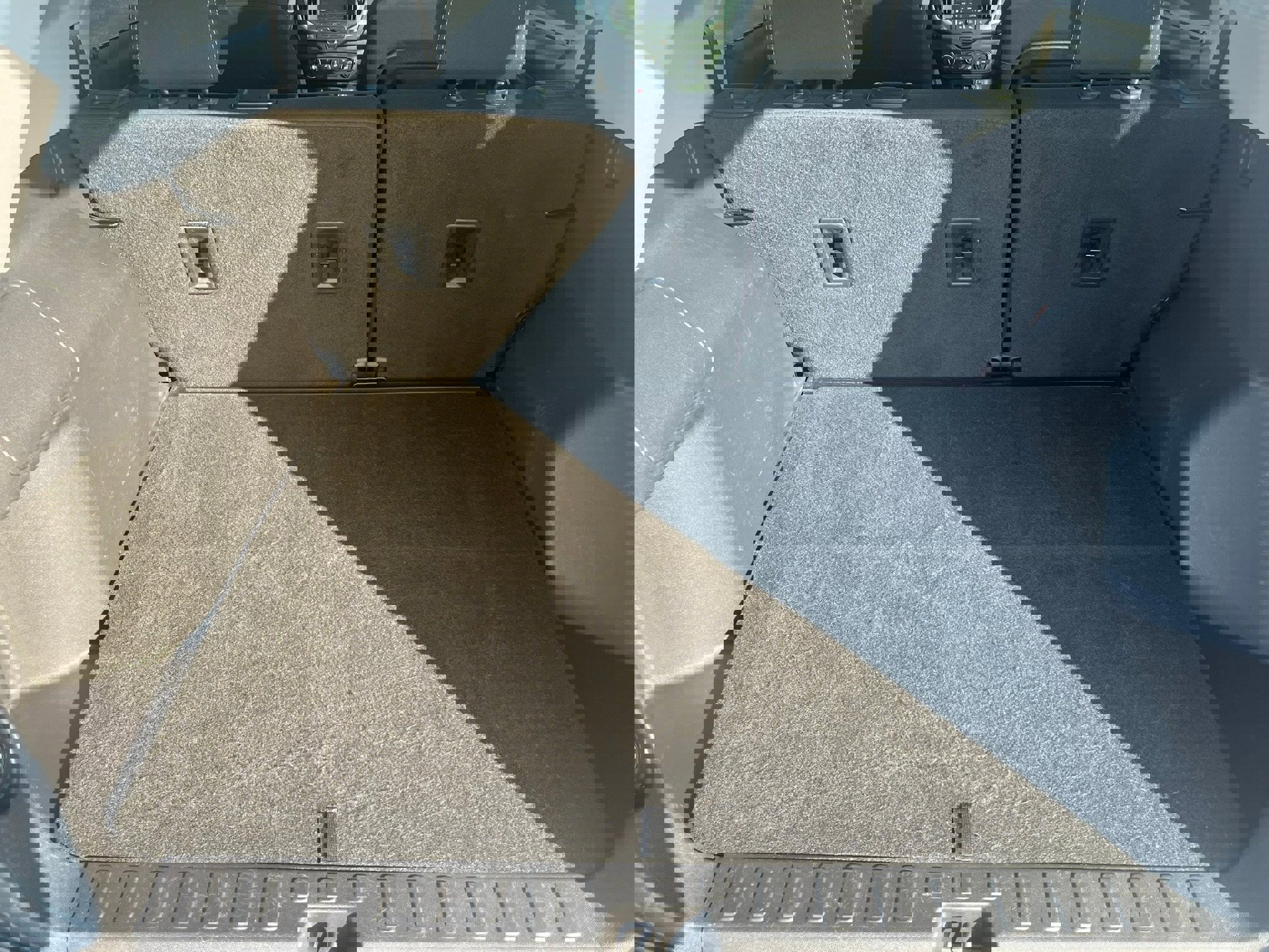 Used 2021 GMC Terrain SLE w/ Driver Convenience Package image 22