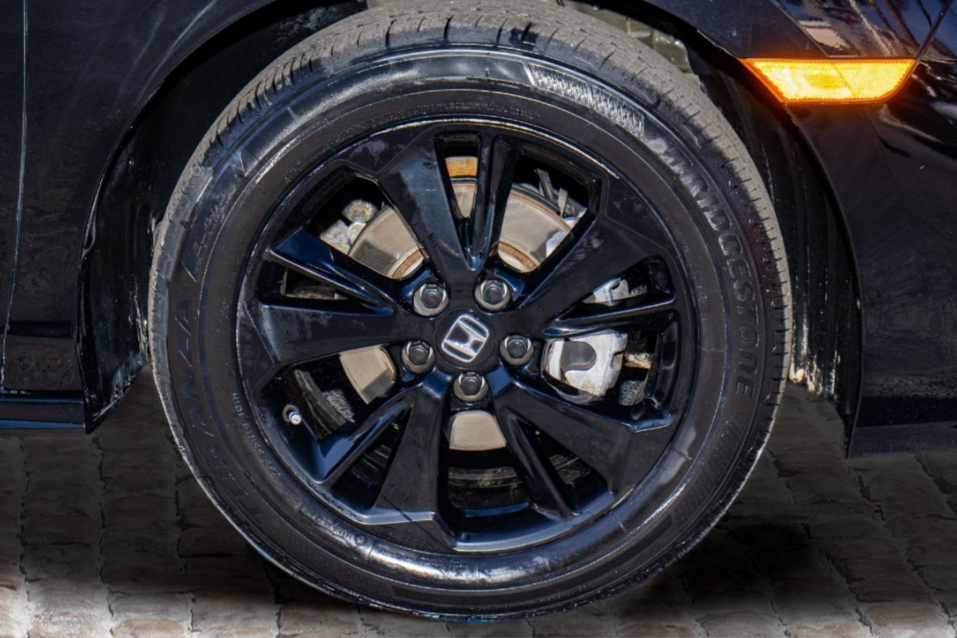 Certified 2024 Honda Odyssey Sport image 40