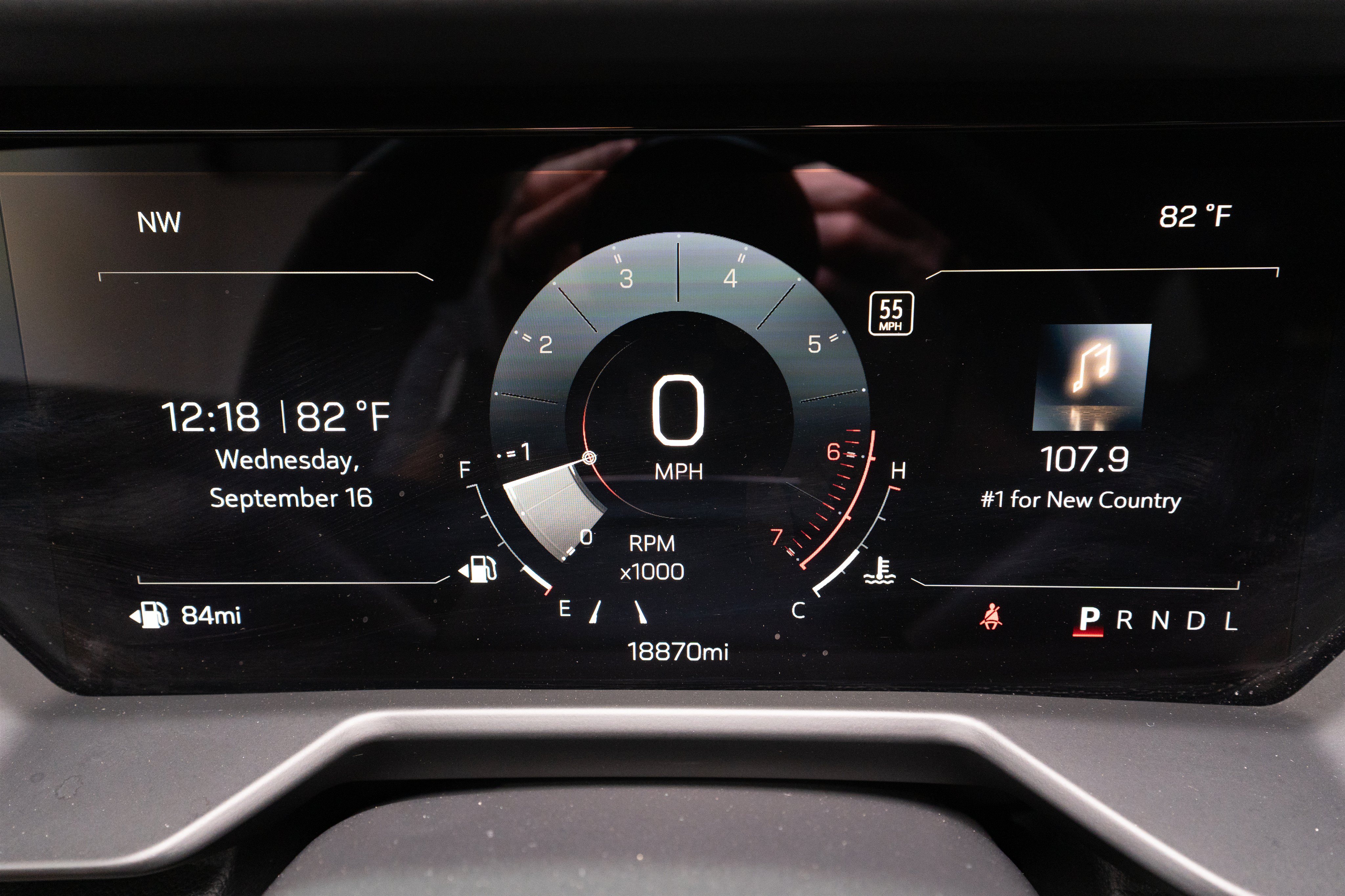 Used 2026 GMC Acadia Elevation w/ Elevation Premium Package FWD image 25