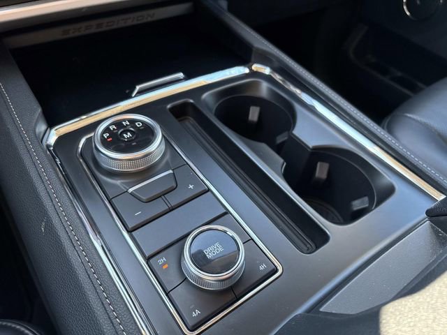 Certified 2024 Ford Expedition XLT image 34