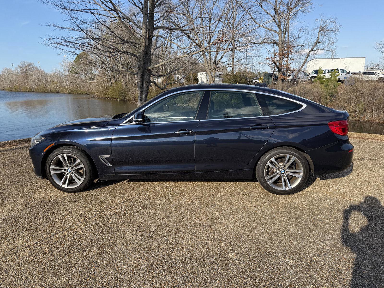 Used 2017 BMW 330i Gran Turismo xDrive image 6