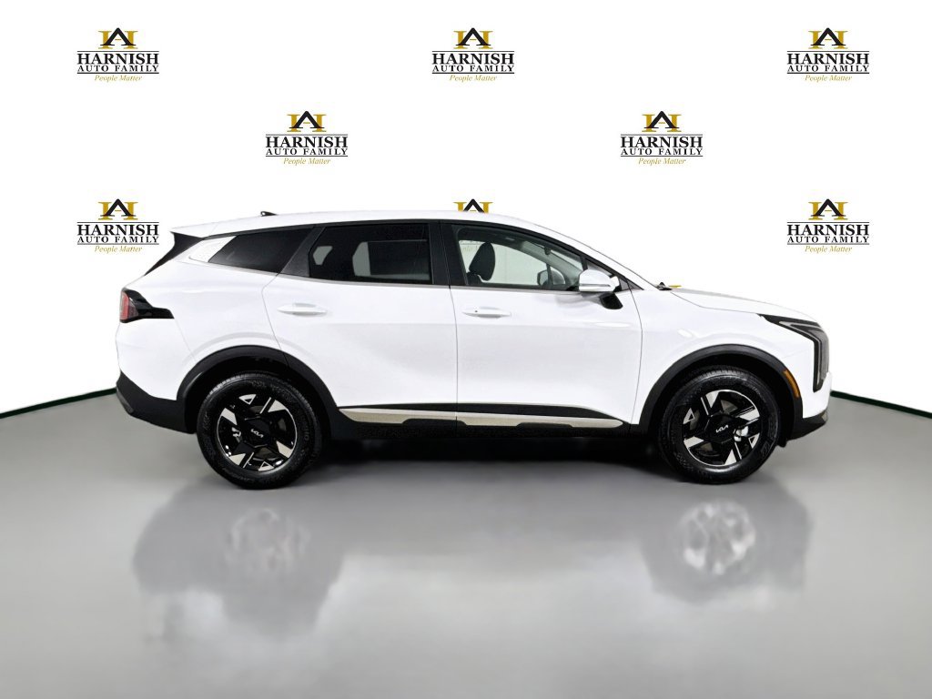 New 2026 Kia Sportage LX w/ LX Convenience Package AWD/4WD image 8
