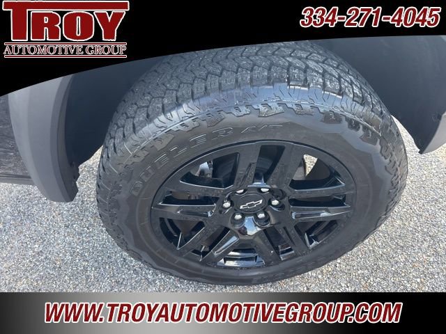 Used 2023 Chevrolet Colorado Trail Boss w/ Advanced Trailering Package image 26