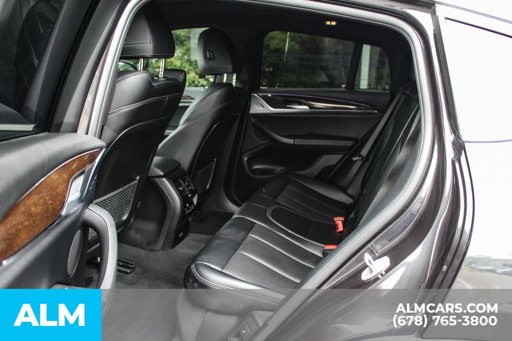Used 2024 BMW X4 xDrive30i w/ Parking Assistance Package AWD/4WD image 16